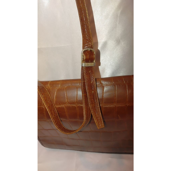 Sorpresa! Crocodile Embossed Messenger Bag - Picture 3 of 9